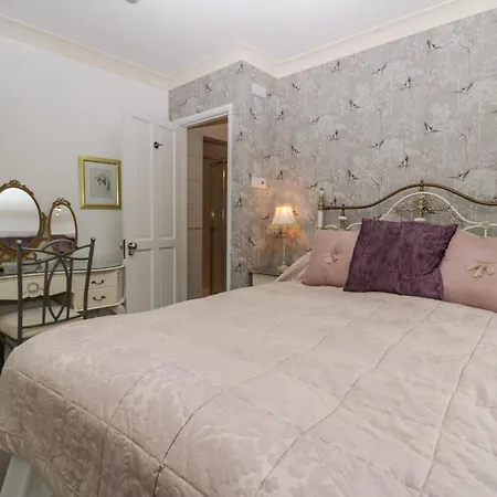 The Bird's Nest Windermere